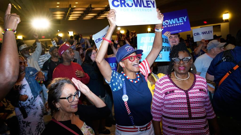 Moderater Demokrat Crowley gewinnt Vorwahl in Wisconsin
