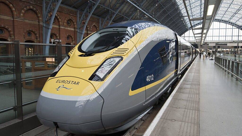 Der Eurostar, der unter anderem Paris und London durch den Kanaltunnel verbindet, hat 2023 deutlich mehr Gäste befördert. Das Wachstum dürfte sich im Jahr 2024 fortsetzen.(Archivbild)