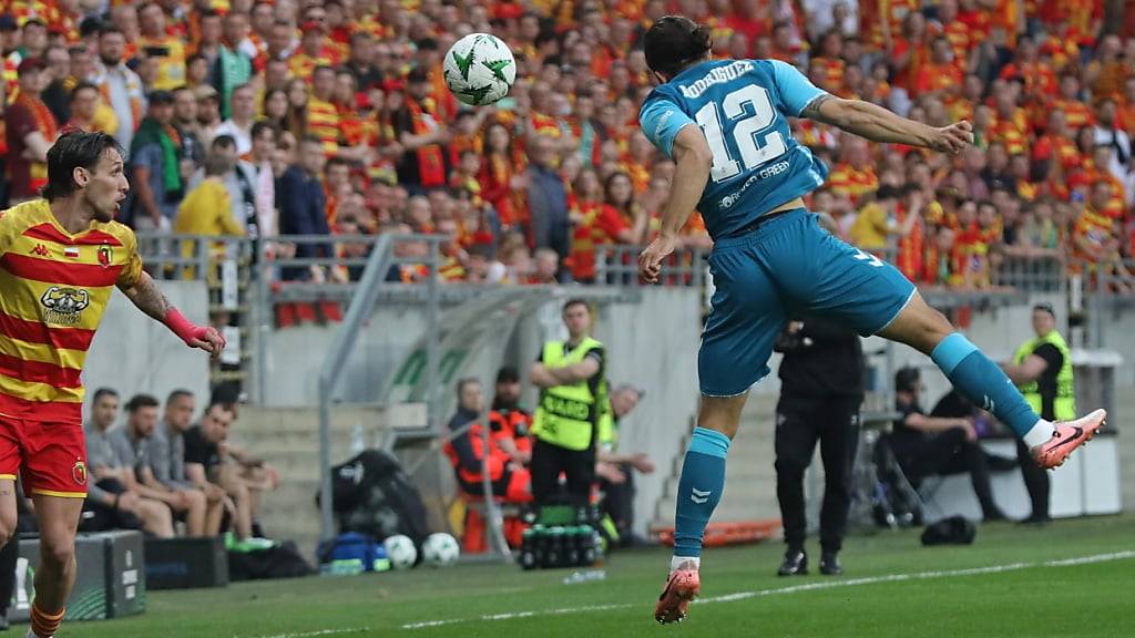 Ricardo Rodriguez musste am Donnerstagabend früh verletzt ausgewechselt werden