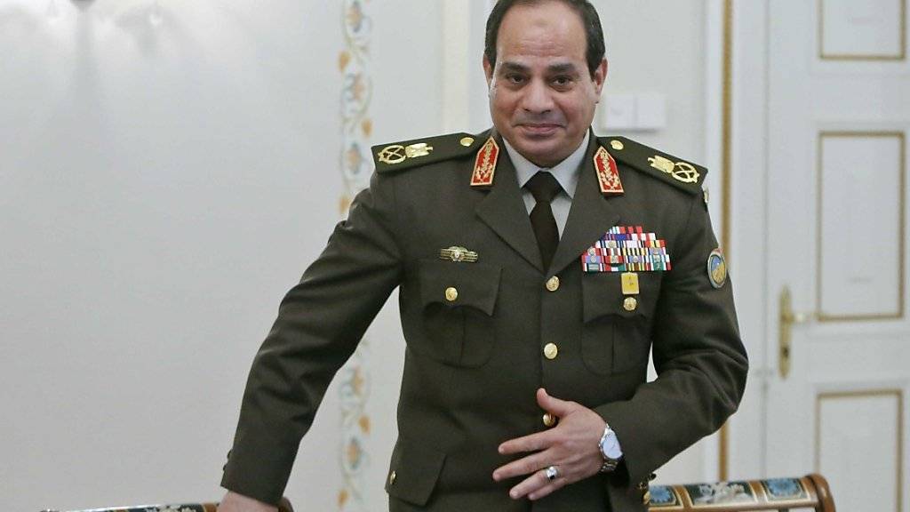 Staatschef und Ex-General al-Sisi kann weiterhin auf die massive finanzielle Unterstützung der USA für sein Militär zählen. (Archiv)