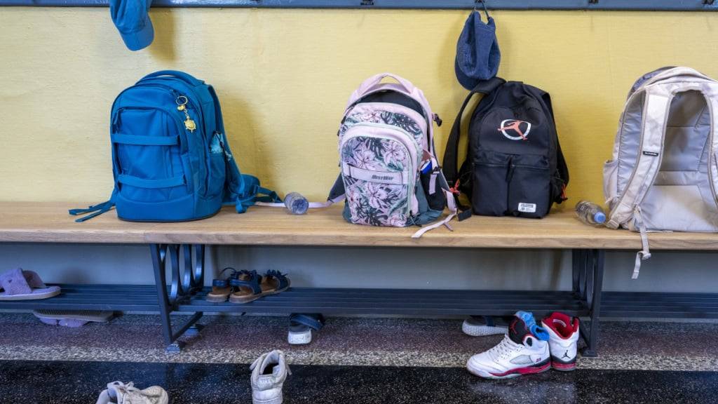 Die schulische Selektion nach der 6. Klasse bleibt vorerst bestehen: Dem Verein Volksschule ohne Selektion ist es nicht gelungen, in den Kantonen Bern und Zürich genügend Unterschriften zu sammeln. (Symbolbild)
