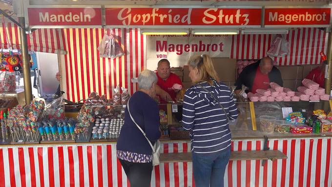 Gopfried Stutz! Dominic verkauft jedes Wochenende Magenbrot