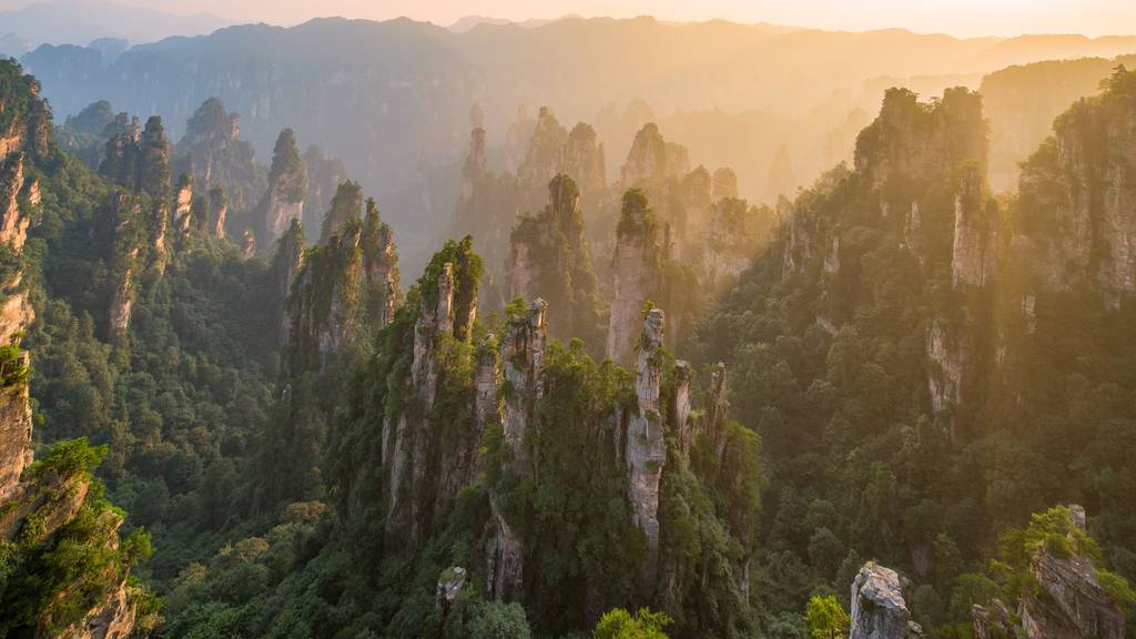 Zhangjiajie National Forest Park in Hunan (Bild: iStock)