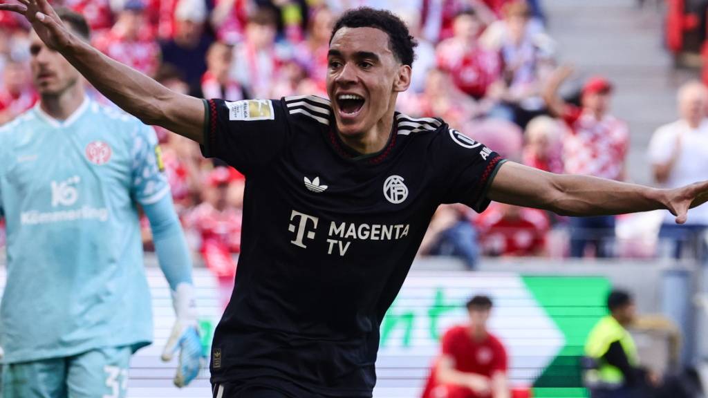 Sorgte mit Harry Kane und Michael Olise für den Umschwung in Mainz: Bayern Münchens Jamal Musiala