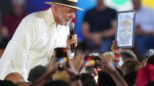 Lula will vierte Amtszeit – Duell mit Bolsonaros Sohn