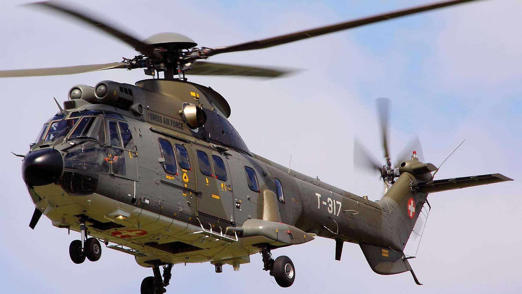 Ein Super-Puma-Helikopter der Schweizer Armee.