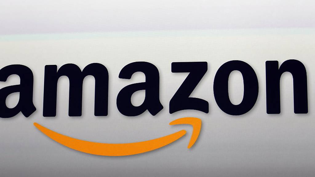 Der US-Internetriese Amazon stellt ebenso wie die Versandkonzerne Zalando und Next seine Zusammenarbeit mit dem englischen Distributor Boohoo ein. Boohoo steht wegen Lohndumping am Pranger. (Archivbild)