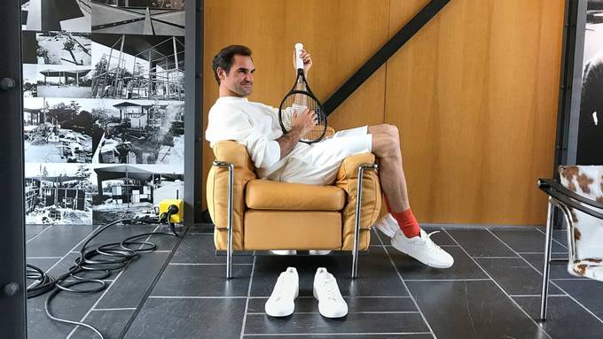Fans greifen für Federer-Schuh tief in die Tasche