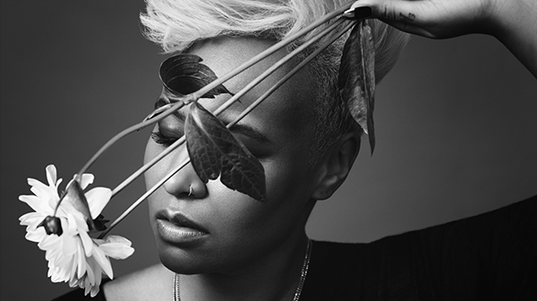 www.facebook.com/emelisande