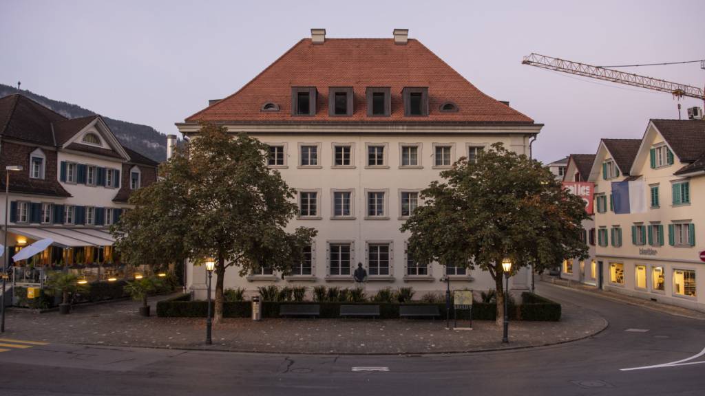 Der Kanton Nidwalden lässt den Finanzausgleich vorderhand unangetastet. (Archivaufnahme des Regierungsgebäudes)