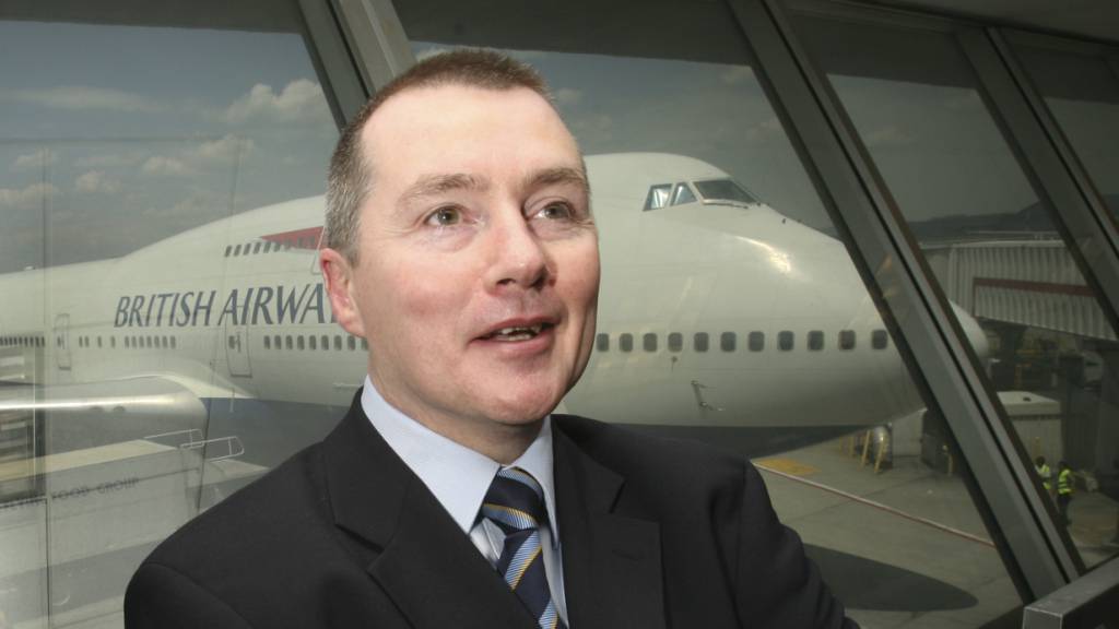 Ein Dorn im Auge sind laut Walsh, ehemaliger Konzernchef von British Airways, ferner die zahlreichen Dokumente, die die Behörden bei Flügen vorschrieben.