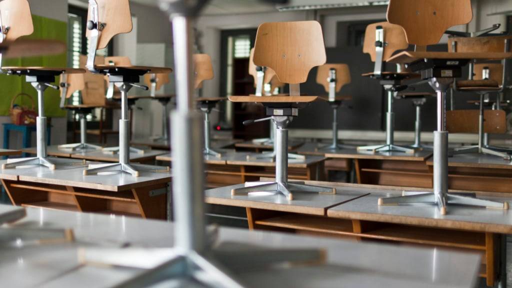 Die Stadt Winterthur kann in Wülflingen das Primarschulhaus Langwiesen sanieren und erweitern. (Symbolbild)