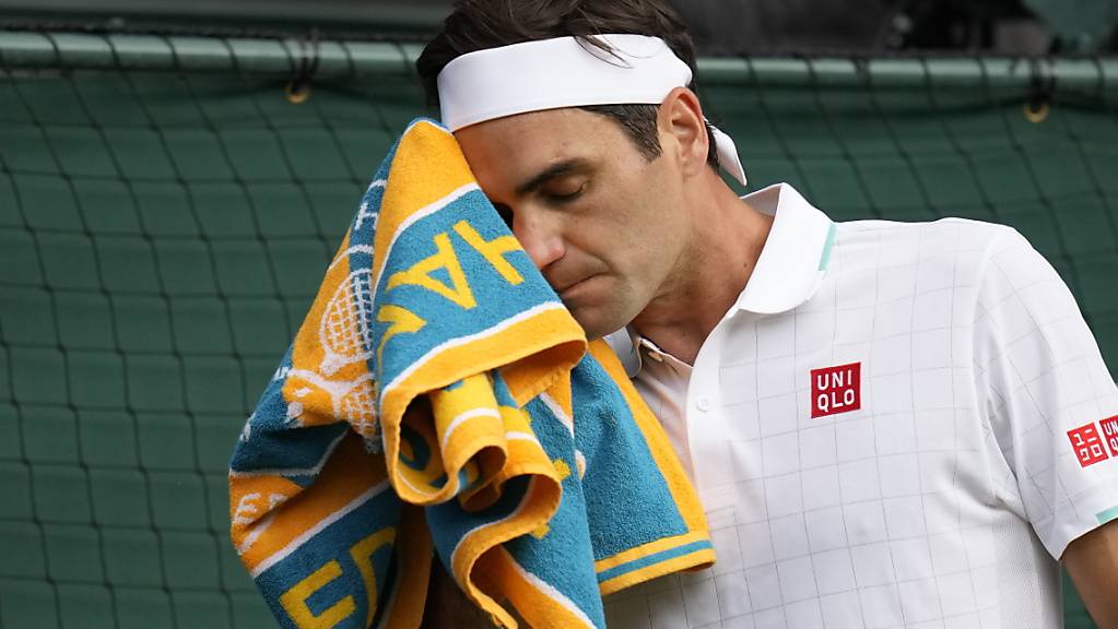 Bittere Niederlage: Roger Federer scheitert im Wimbledon-Viertelfinal klar in drei Sätzen