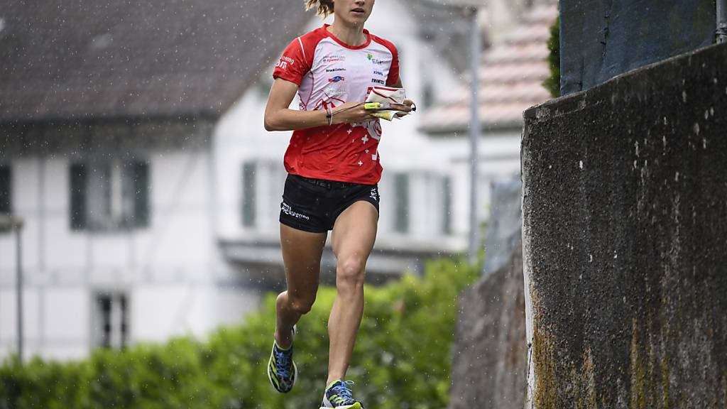 Simona Aebersold gewinnt mit Staffel-Gold ihre dritte Medaille an der Wald-EM in Ungarn