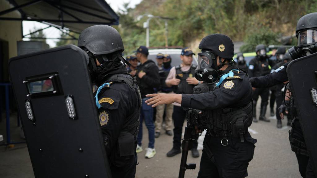 Ausnahmezustand nach Gefangenenmeuterei in Guatemala