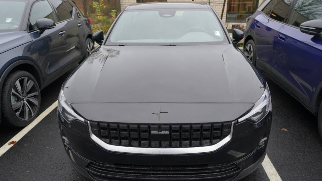 Die gestiegenen Preise für Benzin und Diesel wirken sich positiv auf das Geschäft von Elektrofahrzeugen aus. (Archivbild)