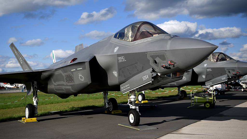 ARCHIV - Die F-35-Tarnkappenjets des Herstellers Lockheed Martin sollen als Nachfolgemodell der vor mehr als 40 Jahren eingeführten Tornado-Flotte beschafft werden. Foto: Britta Pedersen/zb/dpa