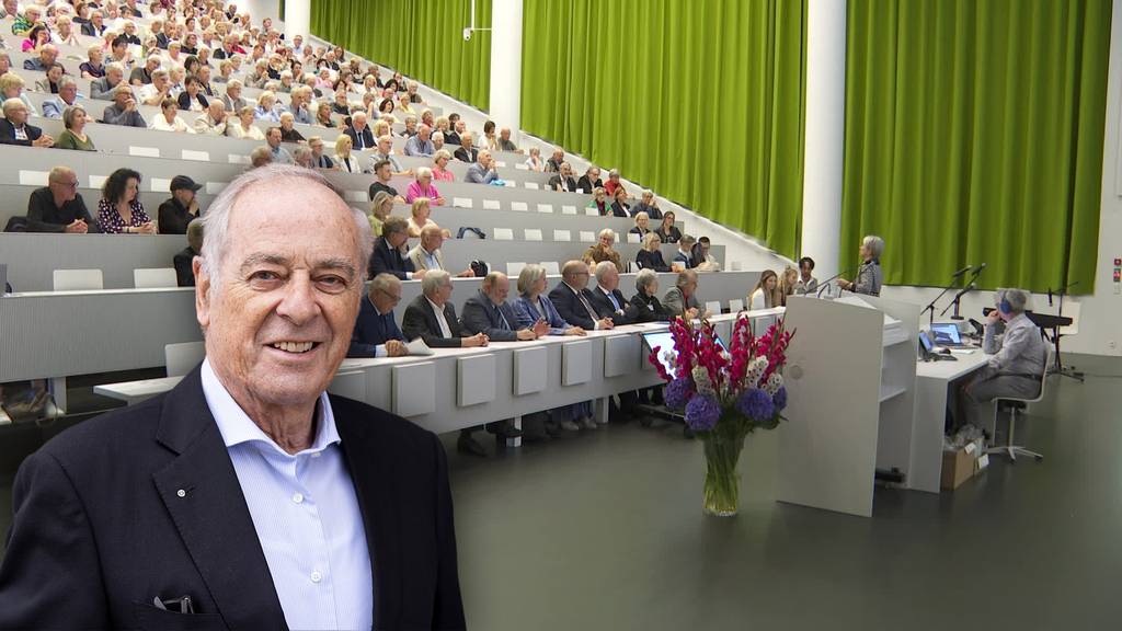 Alt-Bundesrat Adolf Ogi besucht Senioren-Uni Luzern