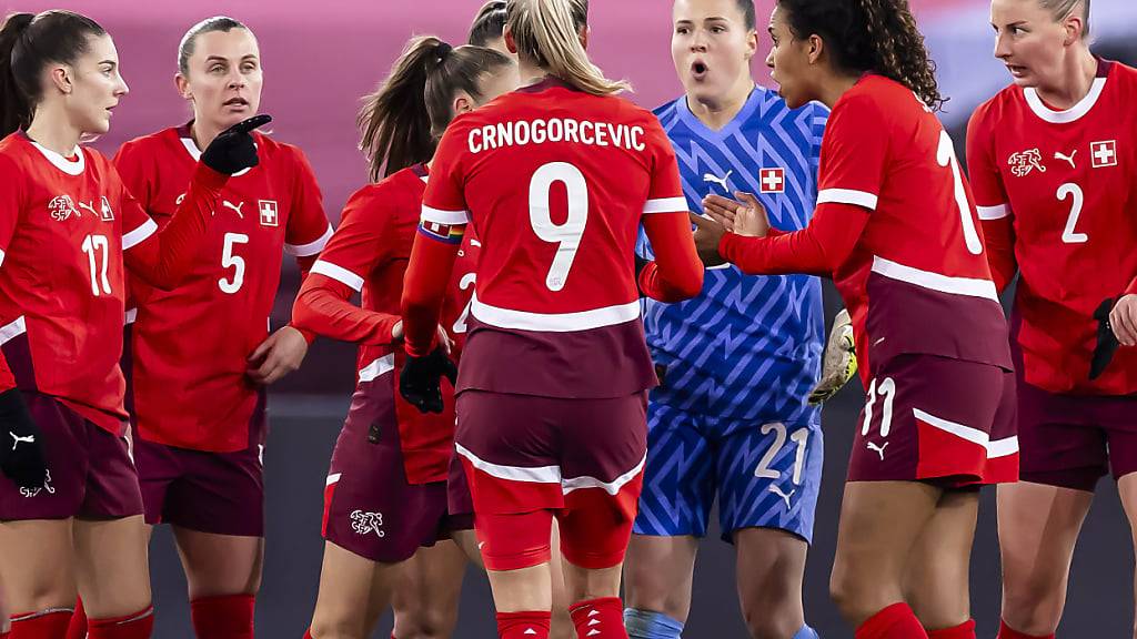 Es half alles diskutieren nichts: Die Schweiz kassiert vor Rekordkulisse eine heftige Pleite