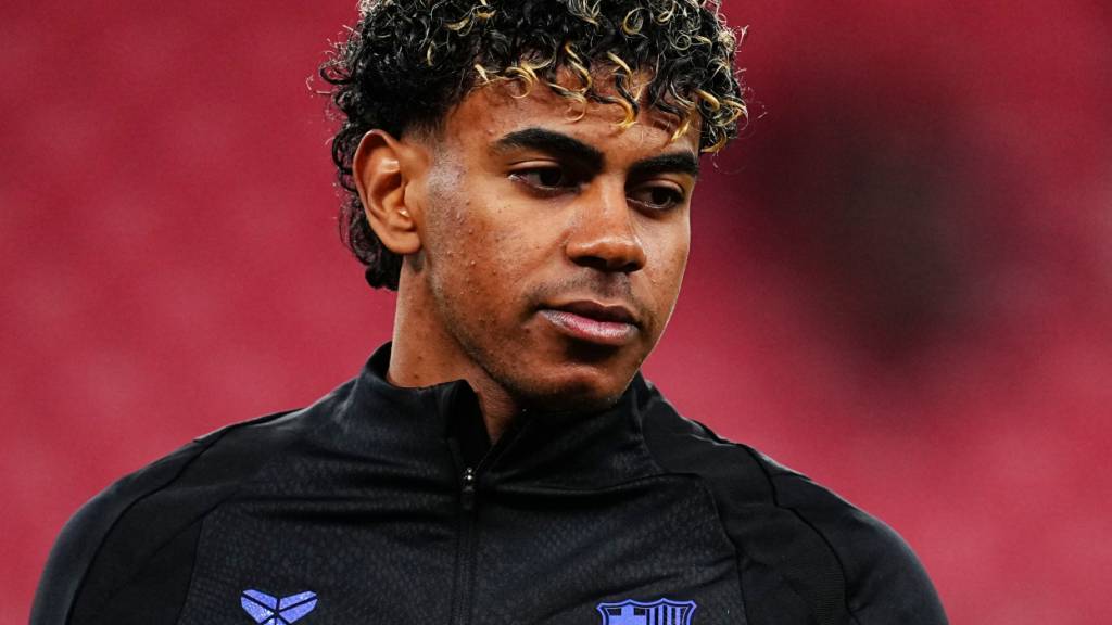 Lamine Yamal winkt mit 18 Jahren und 240 Tagen schon der 30. Einsatz in der Champions League und damit ein Rekord