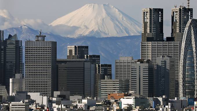 Japans Zentralbank hält an lockerer Geldpolitik unverändert fest