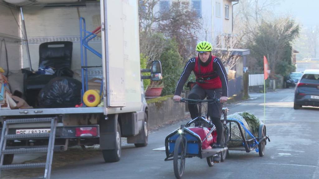 Weihnachtsbäume per Velokurier