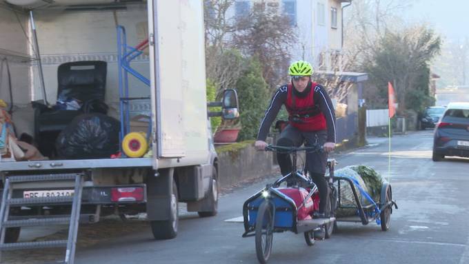 Weihnachtsbäume per Velokurier