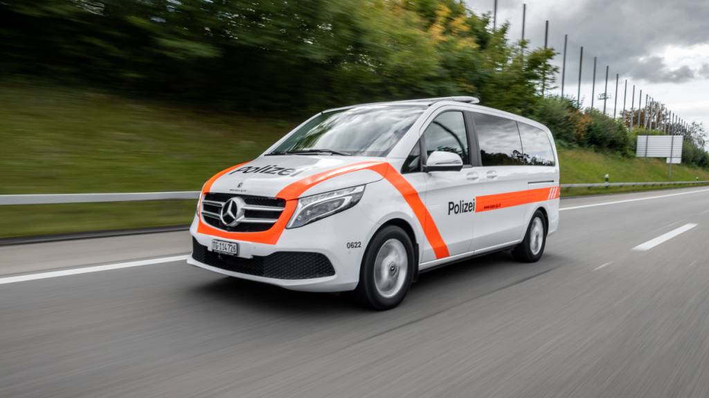 Auto kollidiert in Pfyn TG mit Traktor