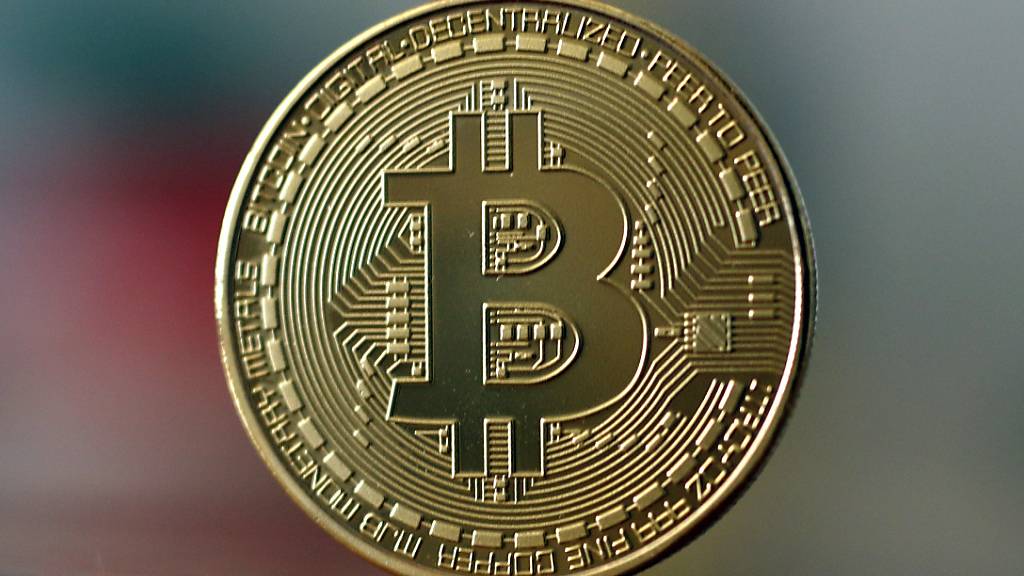 Die Digitalwährung Bitcoin ist so wertvoll wie nie. (Archivbild)