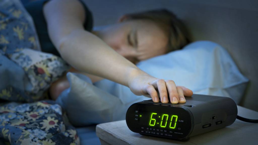 Deshalb schlummert dein Wecker genau neun Minuten lang