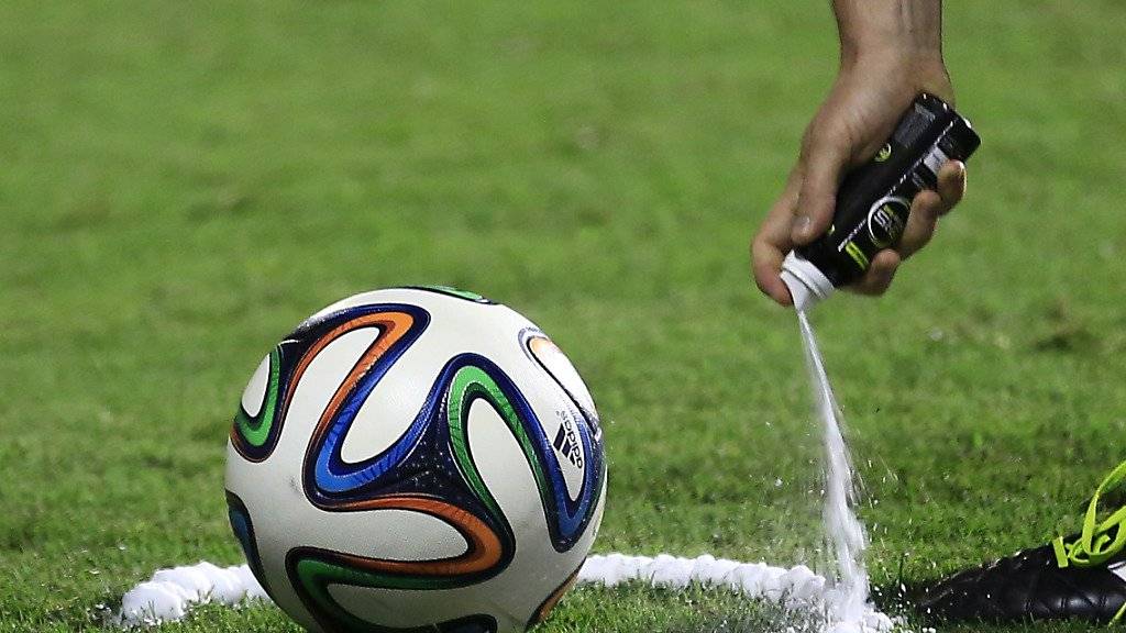 Ein Mexikaner pfeift Schweiz gegen Brasilien