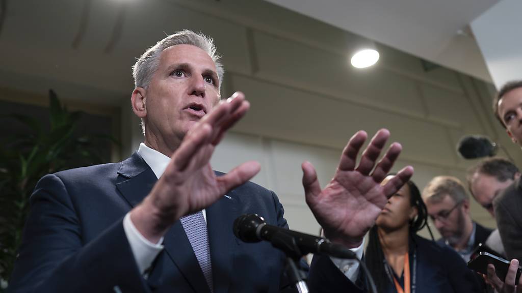 dpatopbilder - Ein radikaler Republikaner will Kevin McCarthy aus dem Amt jagen. Foto: J. Scott Applewhite/AP/dpa