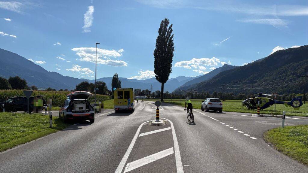 Der Velofahrer kollidierte frontal mit dem Geländewagen.