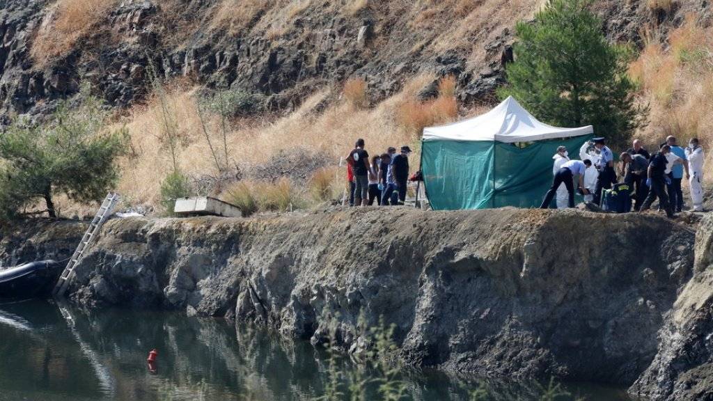 Der Baggersee in der Nähe der Stadt Xiliatos auf Zypern, in dem das sechsjährige Mädchen gefunden wurde.