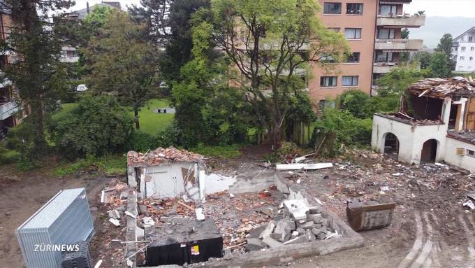 Illegaler Hausabbruch: Trotz offenem Denkmalschutz-Verfahren drei Häuser abgerissen