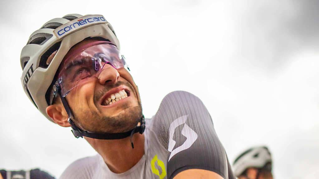 Nino Schurter kämpft sich bei der Dernière in Kanada zum erneuten Triumph im Gesamtweltcup