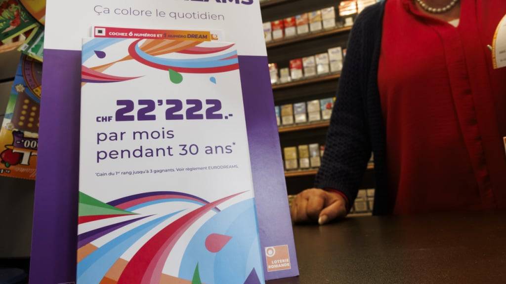 Ein Schild in einer Verkaufsstelle nahe Lausanne wirbt für Eurodreams.