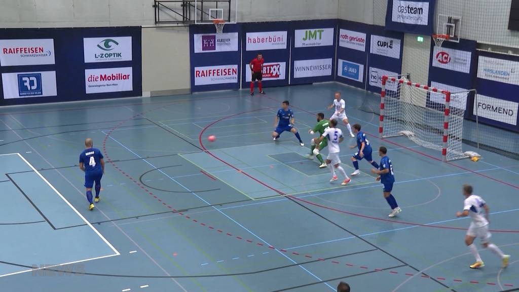 Futsal – klein, aber oho! Berner Hallenfussball-Mannschaft spielt in Champions League