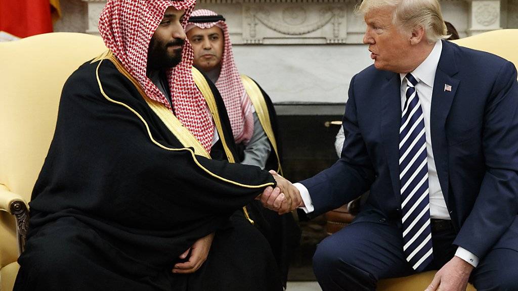 Handshake im Weissen Haus zwischen dem saudischen Kronprinzen Mohammed bin Salman (links) und US-Präsident Donald Trump.