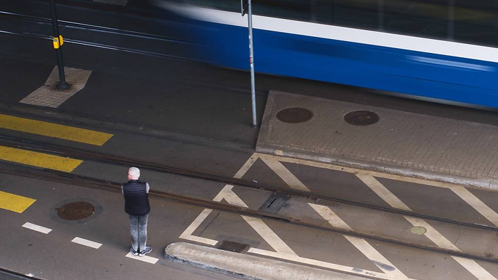 Die Verkehrsbetriebe Zürich verzeichneten im vergangenen Jahr sechs tödliche Unfälle. (Symbolbild)