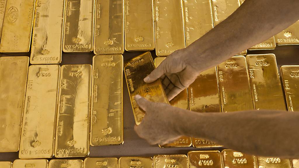 Goldbarren im Tresor einer Schweizer Bank. (Archivbild)