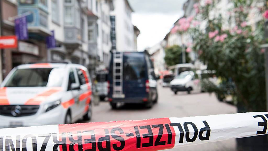 Ein Mann hat am Sonntag in Schaffhausen vier Personen tätlich angegriffen. (Archivbild)