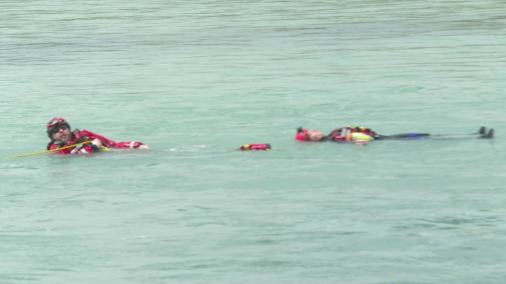 Trügerisches Nass: Laien üben den Ernstfall