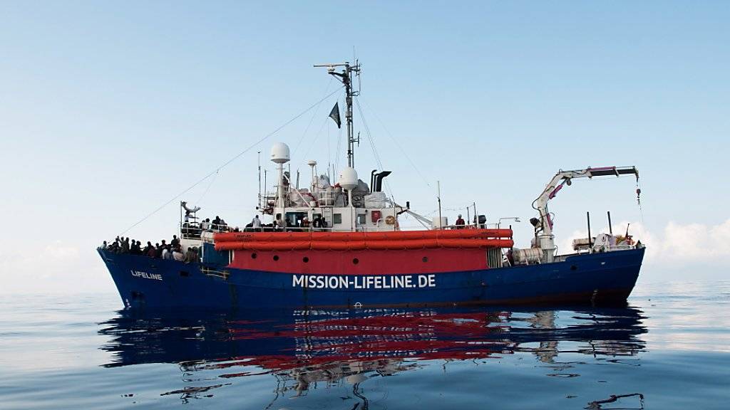 Der juristische Status der «Lifeline» soll überprüft werden - das Schiff hatte zuvor über 220 Flüchtlinge an Bord genommen. (Archiv)