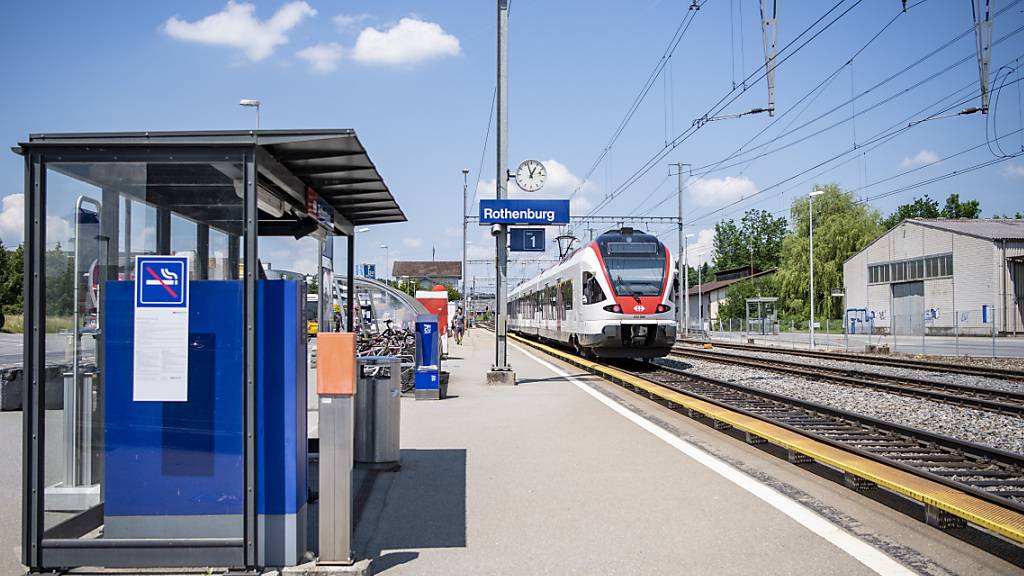 Das Gebiet rund um den Bahnhof Rothenburg Station soll mit attraktiven Bauten überbaut werden. (Archivaufnahme)