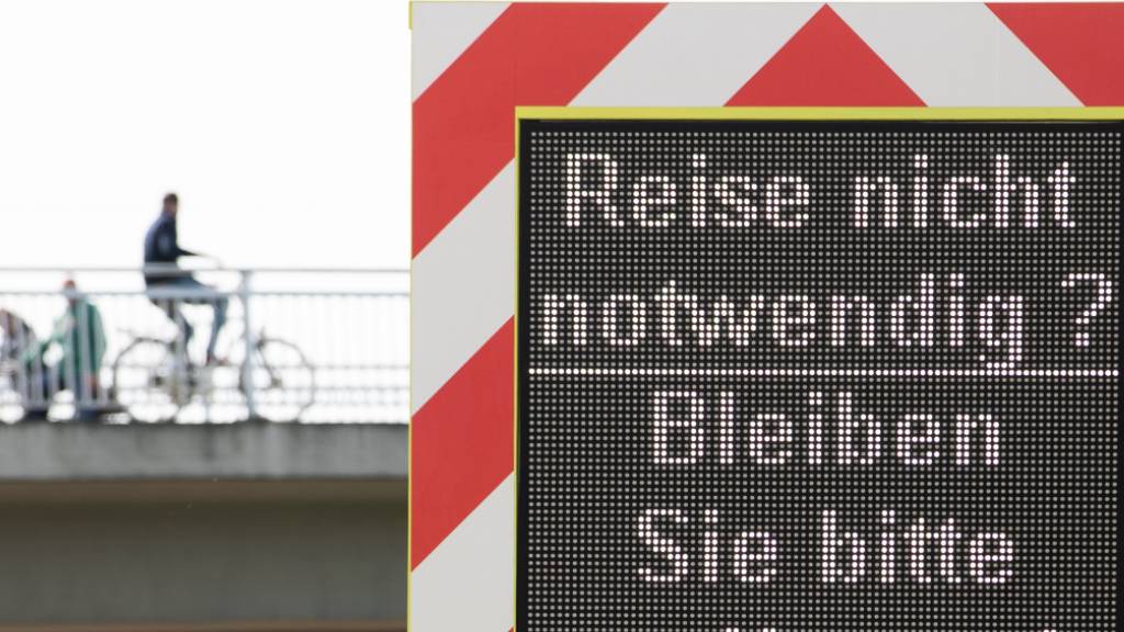 Privilegiertes Reisen in EU/Schengen-Länder für Corona-Geimpfte: Der griechische Premierminister Kyriakos Mitsotakis hat vor dem EU-Gipfel am Donnerstag ein Impfzertifikat für Corona-Geimpfte ins Spiel gebracht. (Archiv)