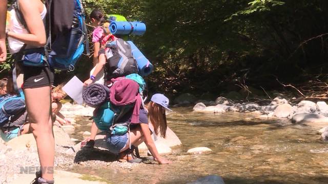 „Back to the Roots“: Ohne Geld und Handy 80 Kilometer durch die Schweiz