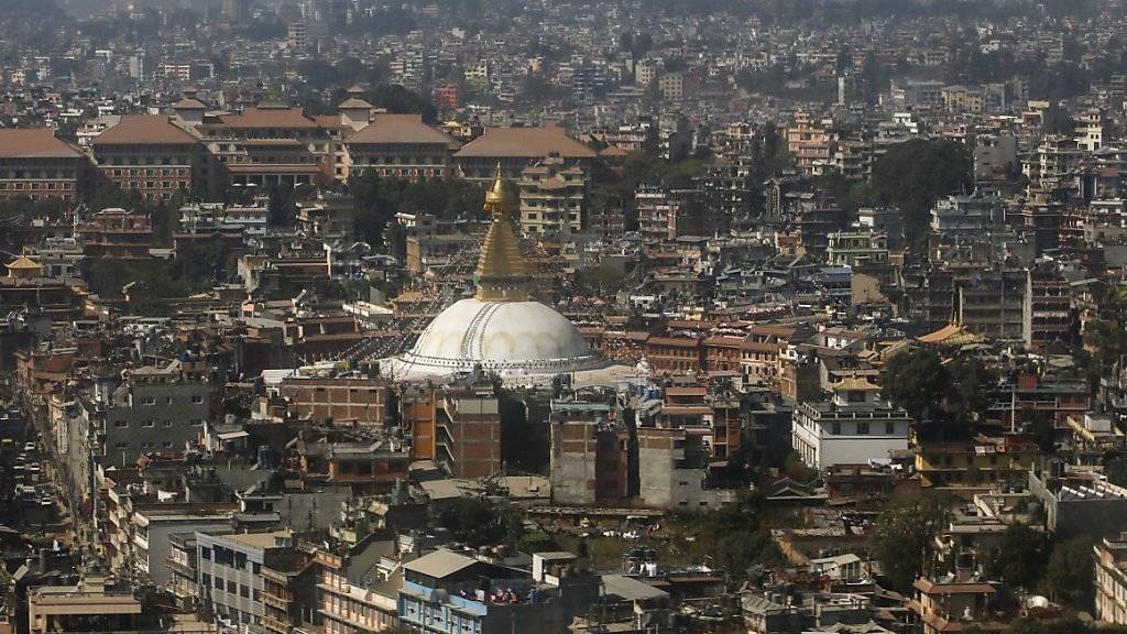 Blick auf die nepalesische Hauptstadt Kathmandu, wo das jüngste Erdbeben zu spüren war. (Archivbild)