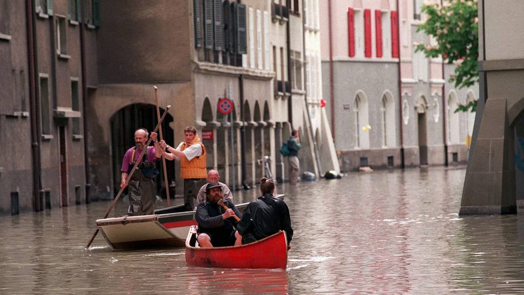 Vor 25 Jahren: Land unter nach Jahrhundert-Hochwasser