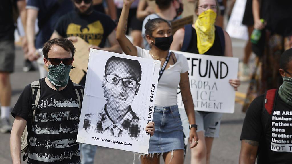 Der Tod von Elijah McClain löste im US-Staat Colorado Proteste aus. (Archivbild)